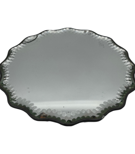 late-19th-century-mirror-plateau-3091.png